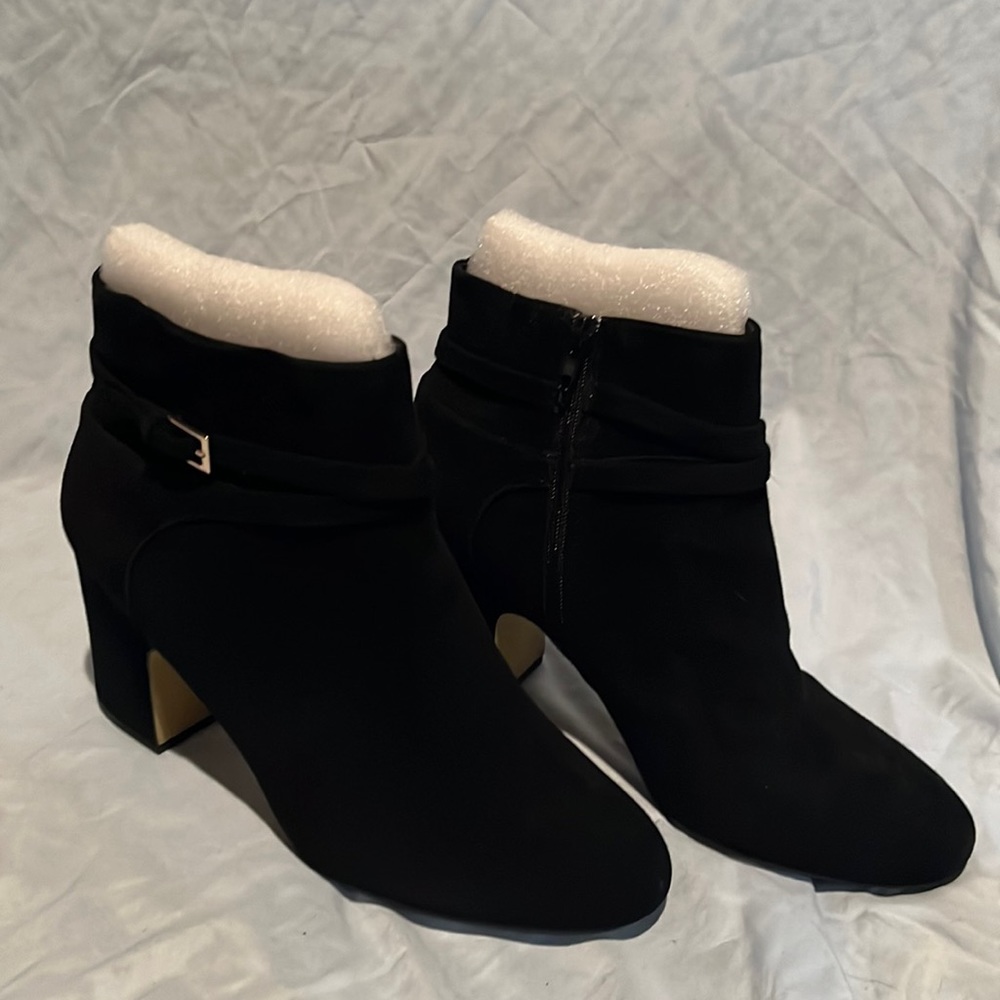 Bella Vita Arlette Bootie Size 11 Women’s